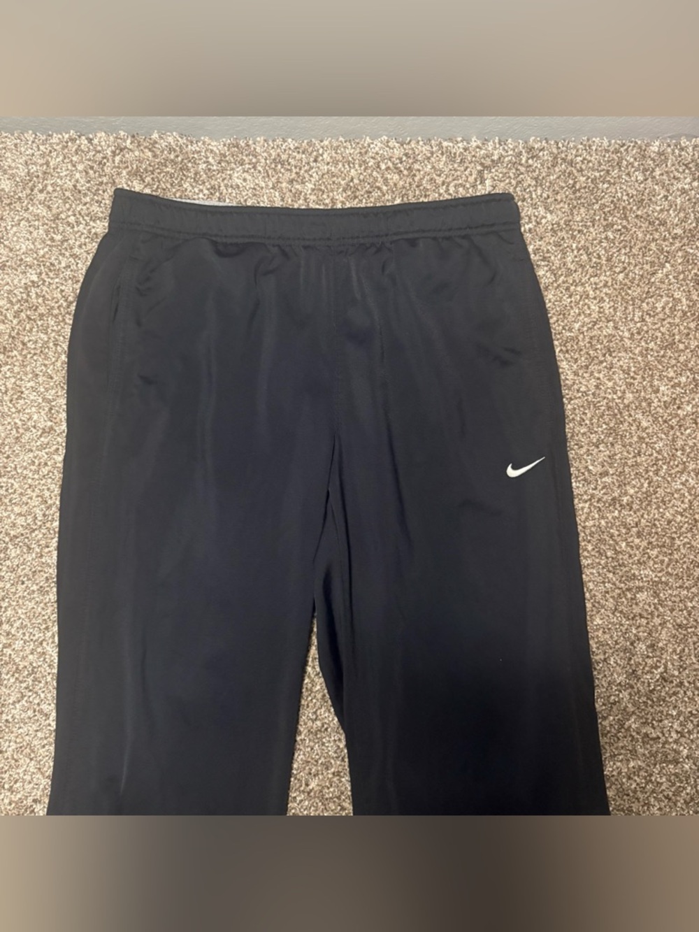 Nike Black Men’s Medium Track Pants with White Swoosh - Picture 4 of 16